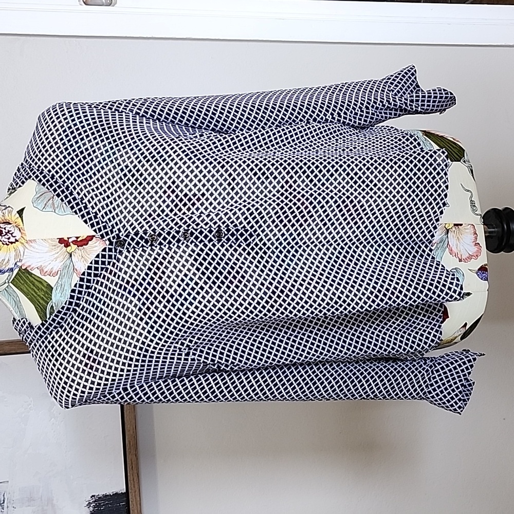 Work top, petite medium, navy and white patterned, roll sleeved button